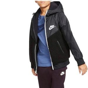 Nike Boys Windrunner Casual Jacket Fleece lined Sherpa detail black - XL